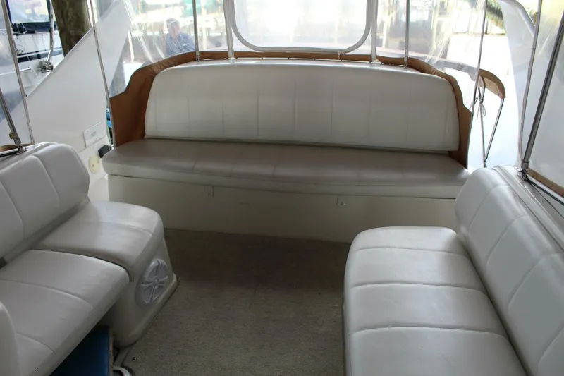 Slide: The Image of Carver Yachts 360 Mariner 2004 - 27