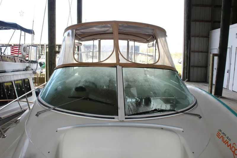 Slide: The Image of Carver Yachts 360 Mariner 2004 - 3