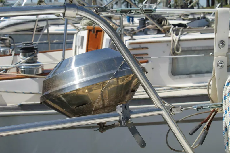 Slide: The Image of Catalina 36 MkII 2000 - 21