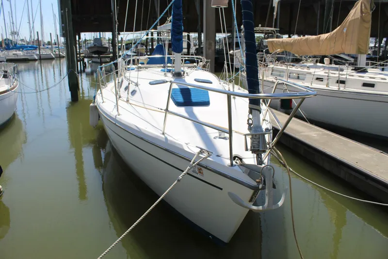 Slide: The Image of Catalina 36 MkII 2000 - 22