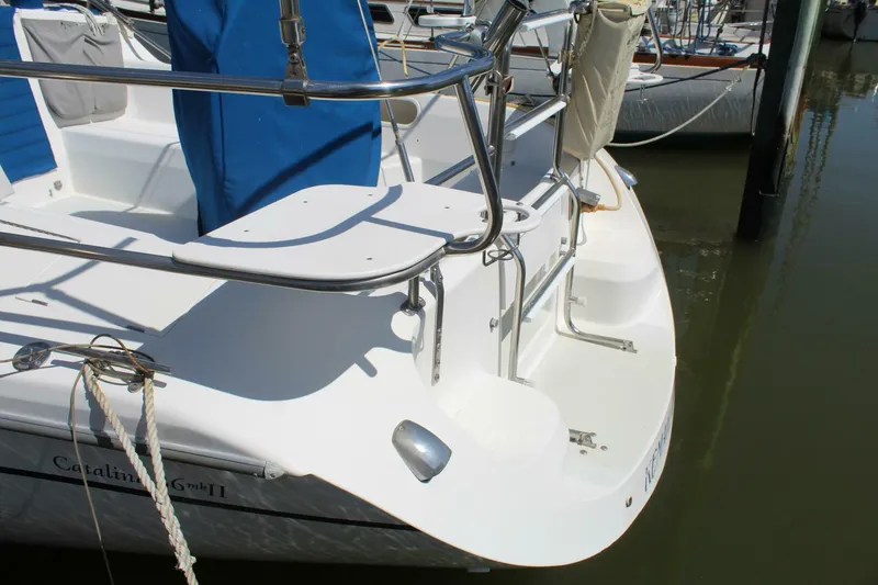 Slide: The Image of Catalina 36 MkII 2000 - 24