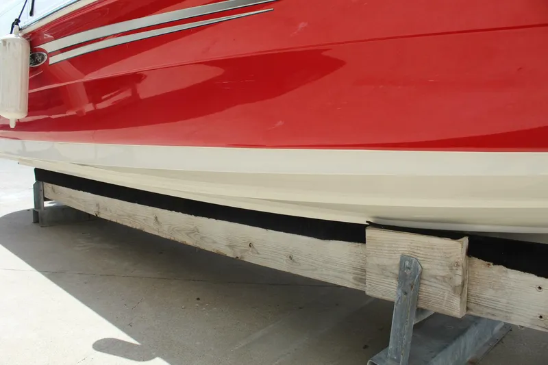 Slide: The Image of Sea Ray 240 Sundeck 2008 - 11