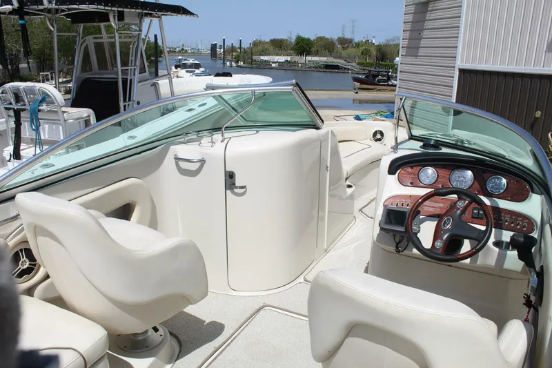 Slide: The Image of Sea Ray 240 Sundeck 2008 - 3