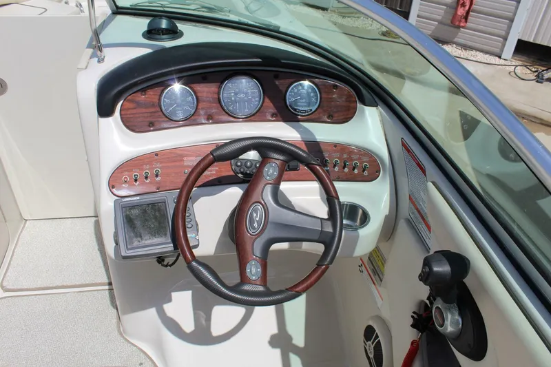 Slide: The Image of Sea Ray 240 Sundeck 2008 - 4