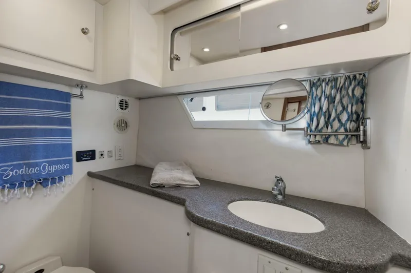 Slide: The Image of Carver Yachts 445 Aft Cabin 1997 - 10
