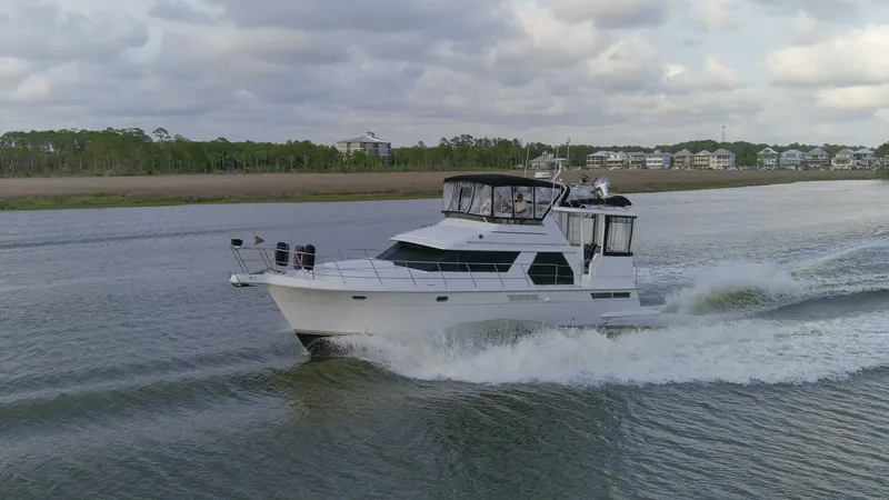 Slide: The Image of Carver Yachts 445 Aft Cabin 1997 - 22