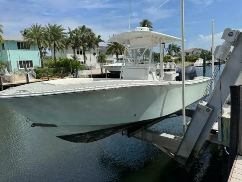 The Image of Regulator Marine 23 Center Console 2005 - 0