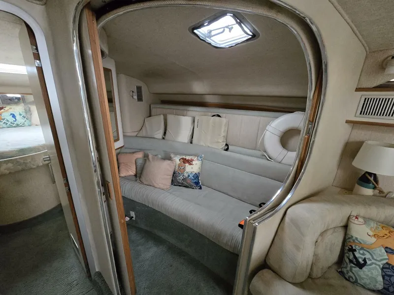 Slide: The Image of Sea Ray 400 Express 1992 - 4