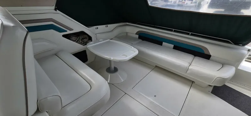 Slide: The Image of Sea Ray 400 Express 1992 - 6