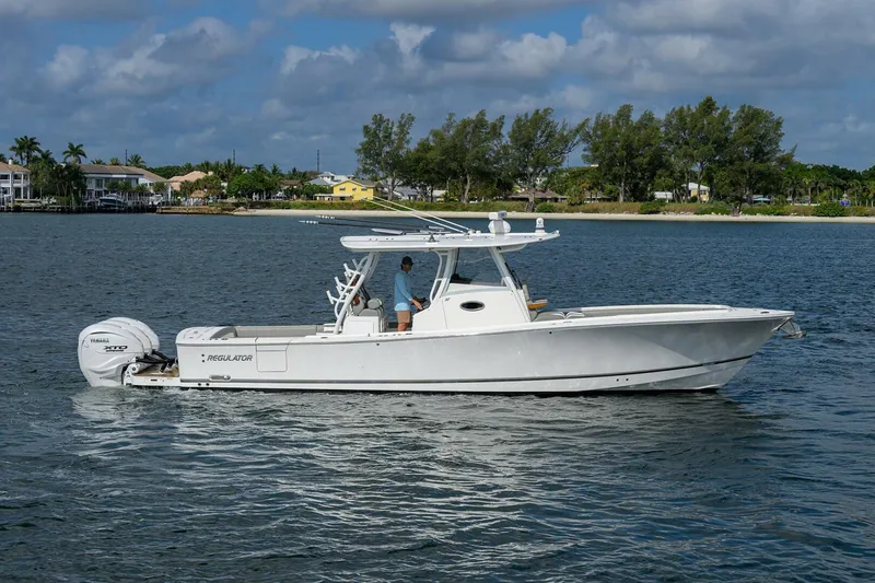 The Image of Regulator Marine 2024 - 0