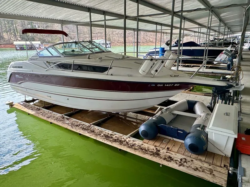 The Image of Chaparral Signature 27 Cabin Cruiser 1994 - 0