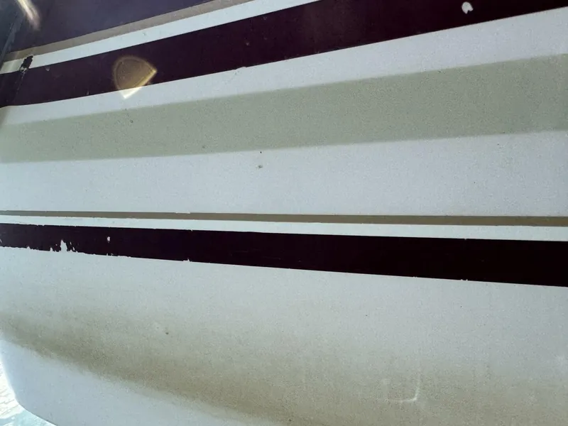 Slide: The Image of Chaparral Signature 27 Cabin Cruiser 1994 - 120