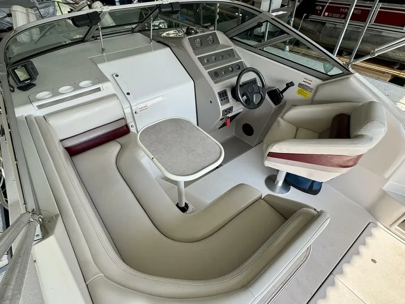 Slide: The Image of Chaparral Signature 27 Cabin Cruiser 1994 - 14