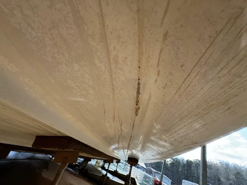 Slide: The Image of Chaparral Signature 27 Cabin Cruiser 1994 - 205