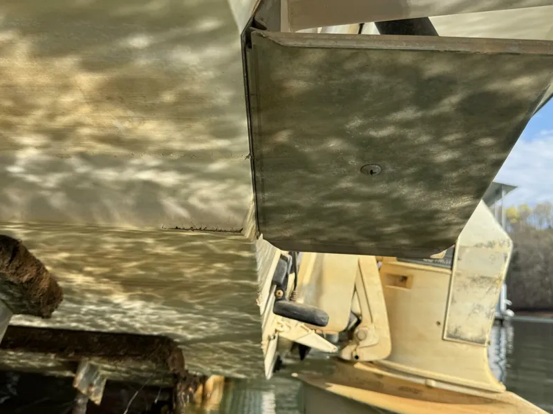 Slide: The Image of Chaparral Signature 27 Cabin Cruiser 1994 - 243