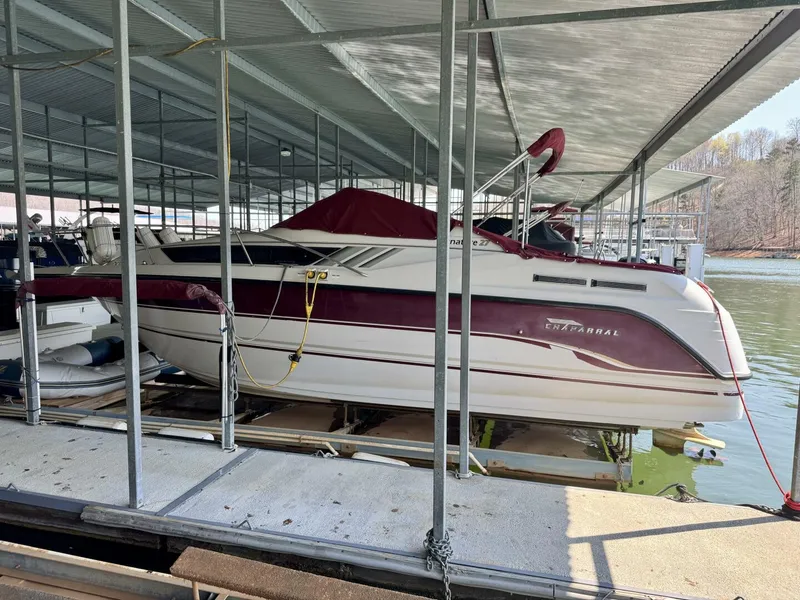 Slide: The Image of Chaparral Signature 27 Cabin Cruiser 1994 - 251