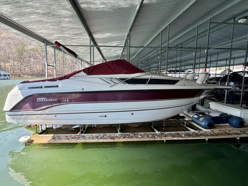 Slide: The Image of Chaparral Signature 27 Cabin Cruiser 1994 - 252