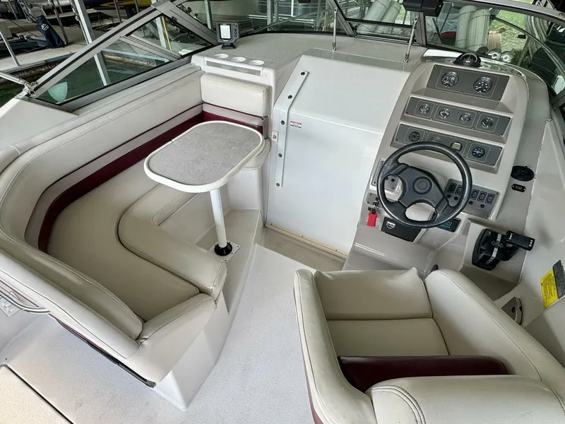 Slide: The Image of Chaparral Signature 27 Cabin Cruiser 1994 - 35