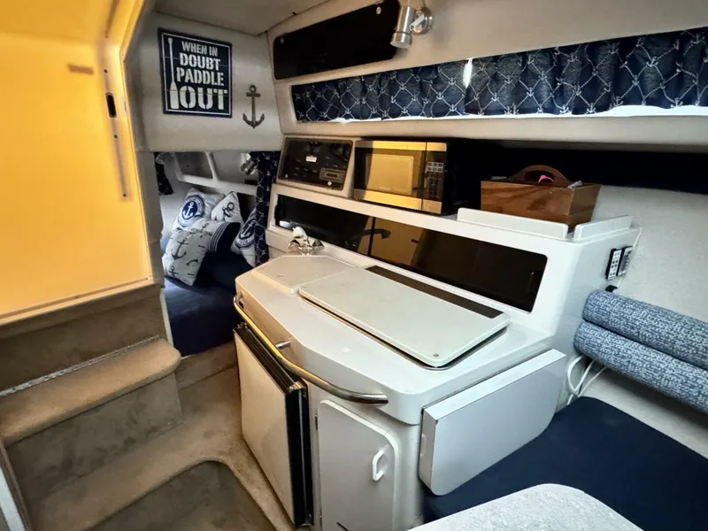 Slide: The Image of Chaparral Signature 27 Cabin Cruiser 1994 - 58