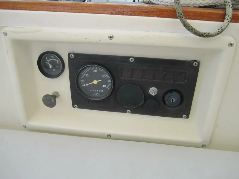 Slide: The Image of Island Packet 1987 - 13
