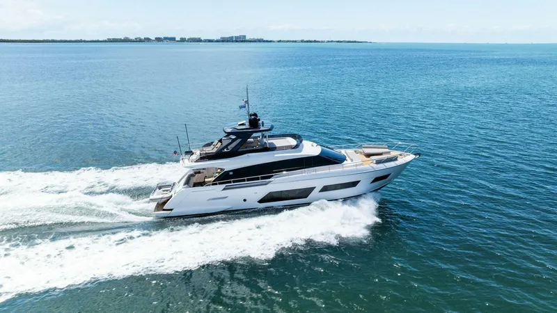 Slide: The Image of Ferretti 670 2023 - 11