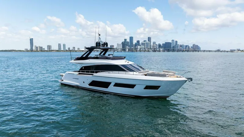 Slide: The Image of Ferretti 670 2023 - 13