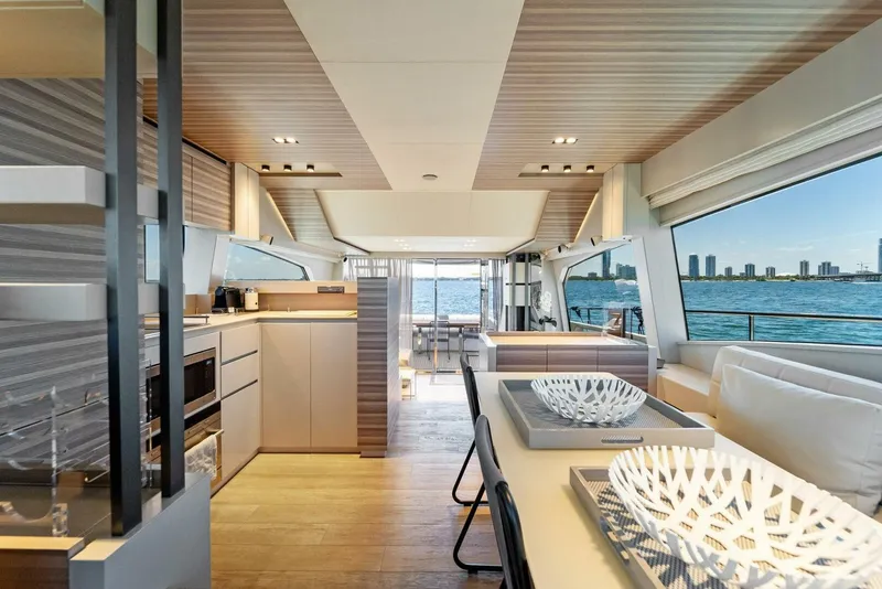 Slide: The Image of Ferretti 670 2023 - 71