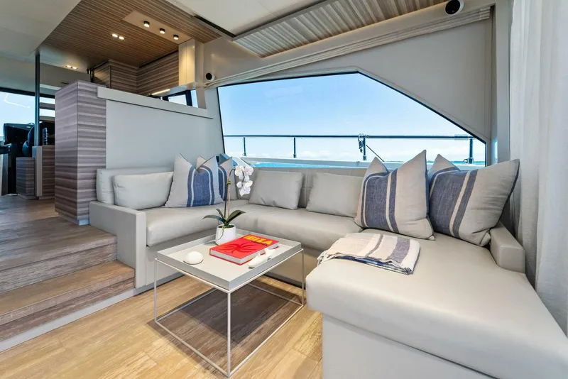 Slide: The Image of Ferretti 670 2023 - 73