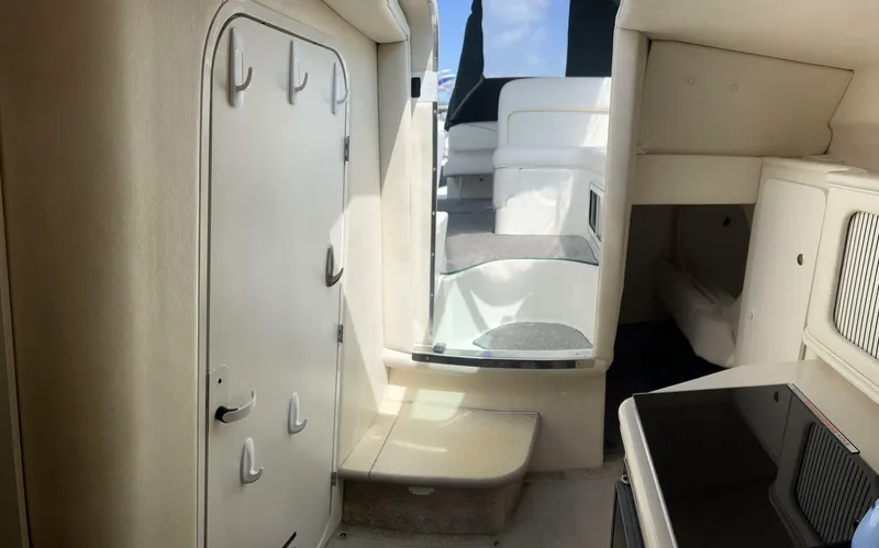 Slide: The Image of Sea Ray 260 Sundancer 2001 - 12