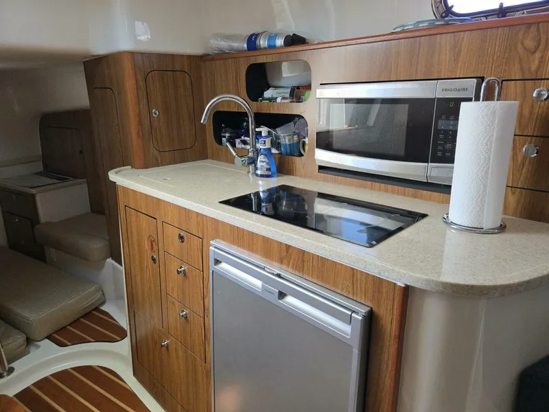 Slide: The Image of Pursuit 345 Offshore 2013 - 13