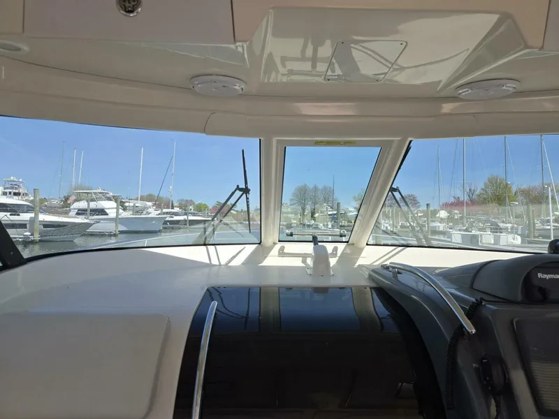 Slide: The Image of Pursuit 345 Offshore 2013 - 15