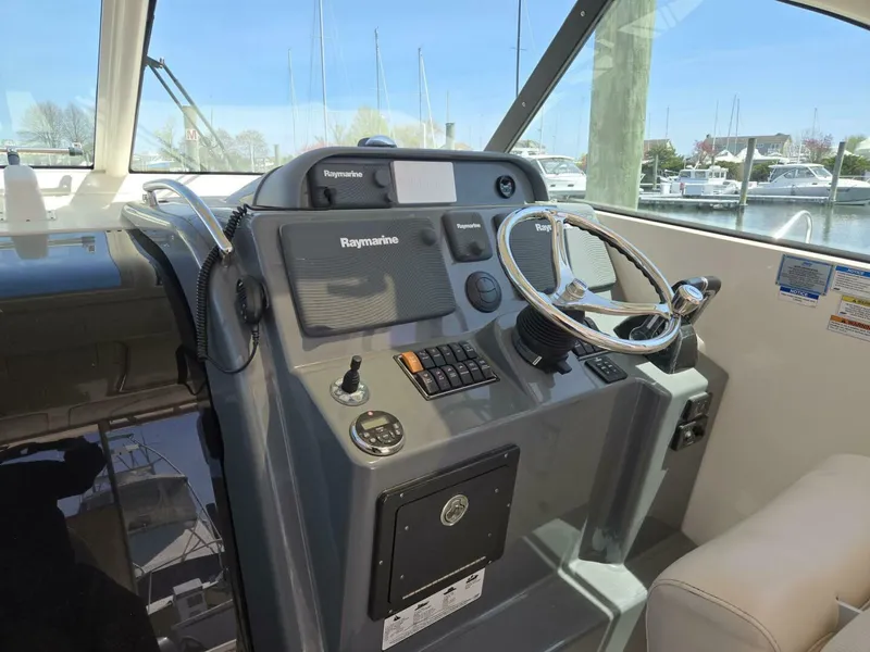 Slide: The Image of Pursuit 345 Offshore 2013 - 2
