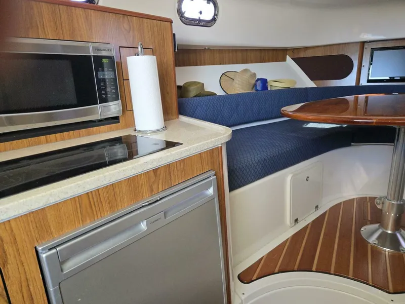 Slide: The Image of Pursuit 345 Offshore 2013 - 30
