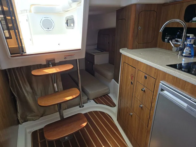 Slide: The Image of Pursuit 345 Offshore 2013 - 33