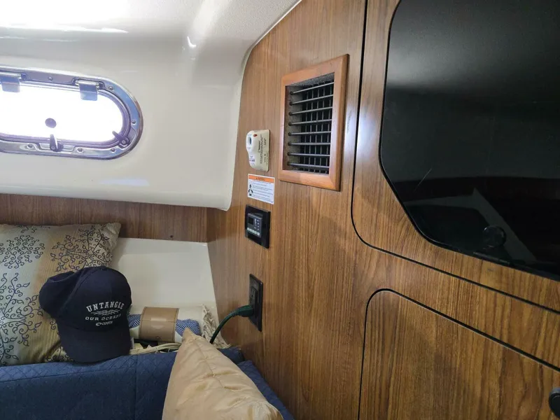 Slide: The Image of Pursuit 345 Offshore 2013 - 36
