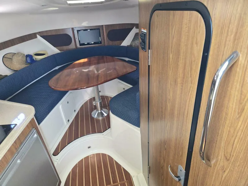 Slide: The Image of Pursuit 345 Offshore 2013 - 38