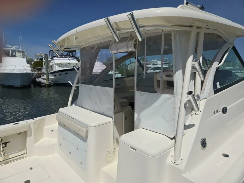 Slide: The Image of Pursuit 345 Offshore 2013 - 4