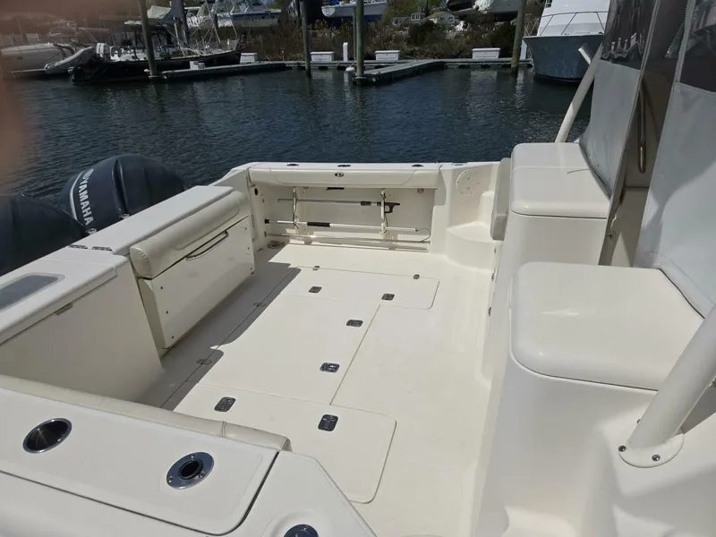 Slide: The Image of Pursuit 345 Offshore 2013 - 5