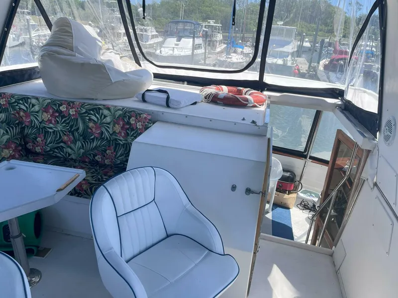 Slide: The Image of Jefferson 43 Sundeck 1990 - 17