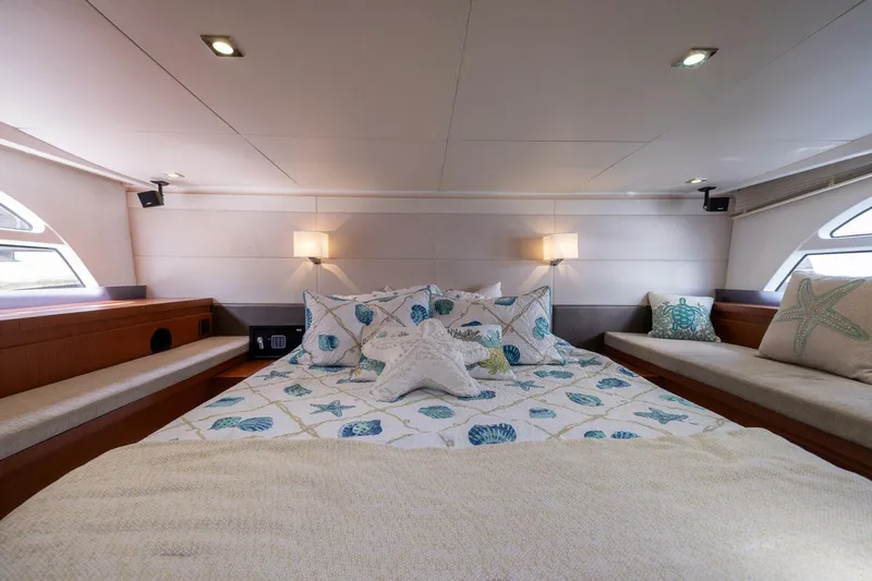 Slide: The Image of Beneteau Gran Turismo 44 2014 - 21
