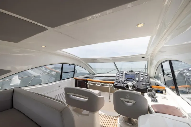 Slide: The Image of Beneteau Gran Turismo 44 2014 - 8