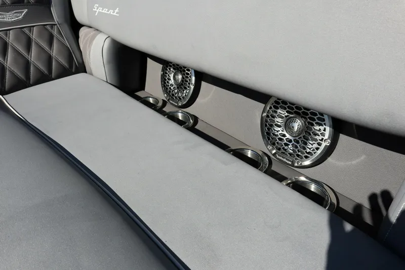 Slide: The Image of Bennington RX25 Sport 2021 - 21