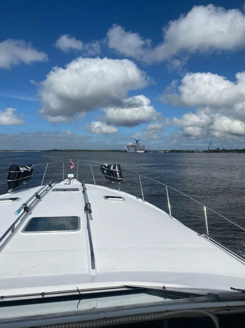 Slide: The Image of Sea Ray 440 Sundancer 1993 - 32