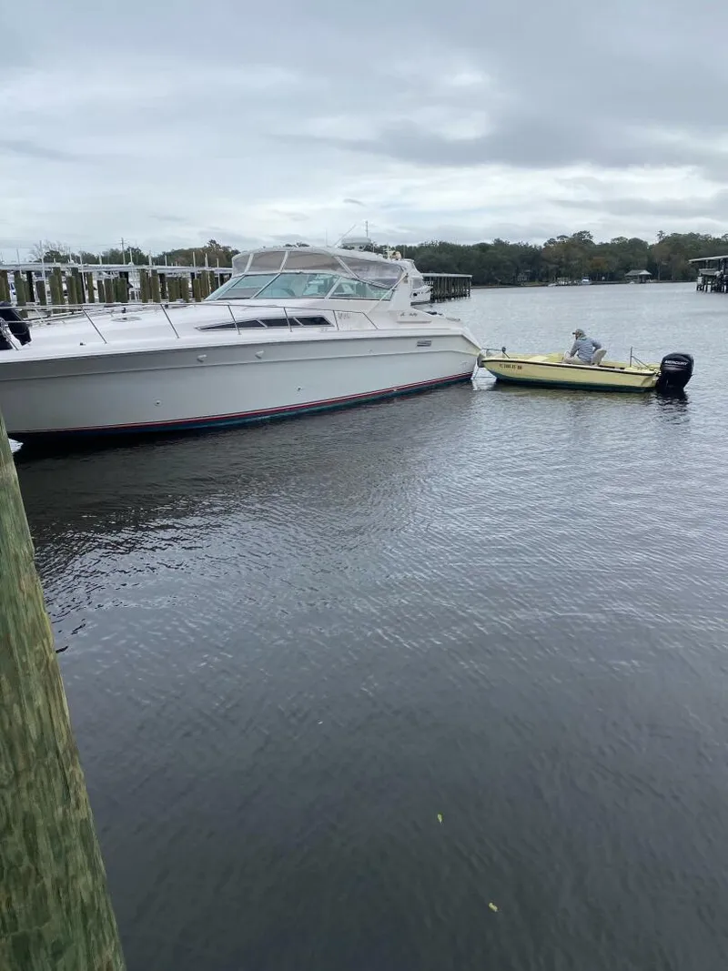 Slide: The Image of Sea Ray 440 Sundancer 1993 - 36