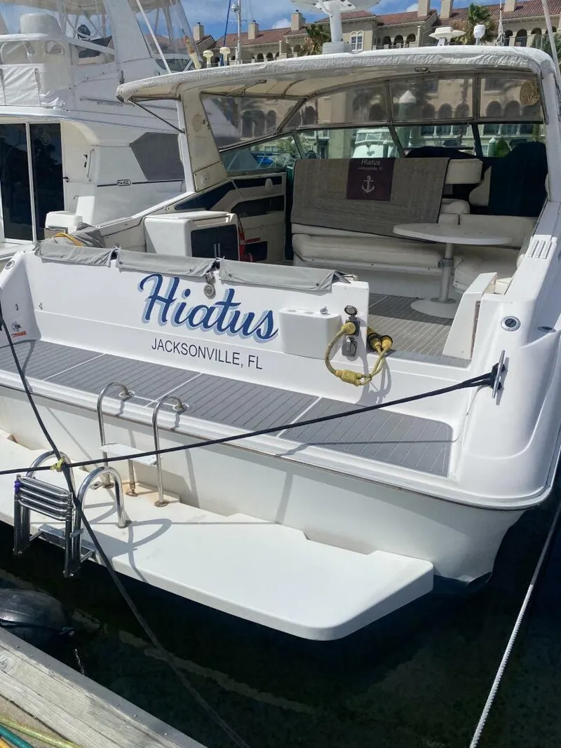 Slide: The Image of Sea Ray 440 Sundancer 1993 - 39