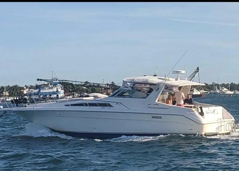 Slide: The Image of Sea Ray 440 Sundancer 1993 - 5