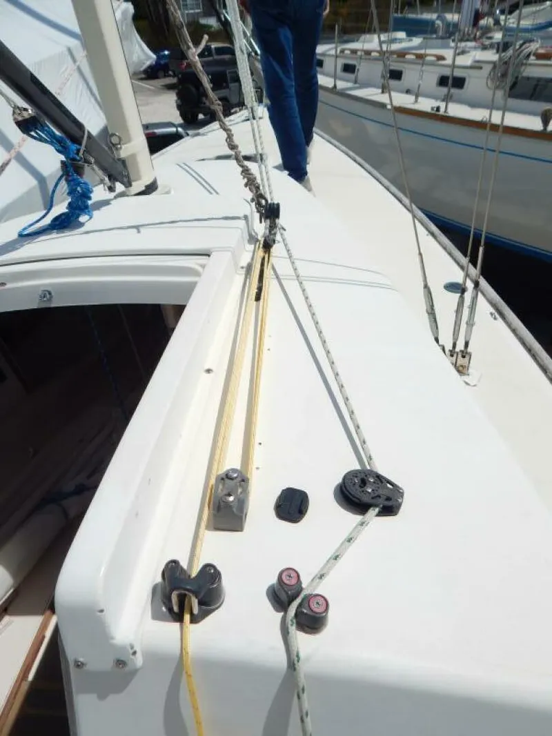 Slide: The Image of e Sailing E33 2008 - 4