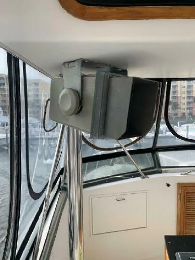 Slide: The Image of Ocean 55 Super Sport 1985 - 17
