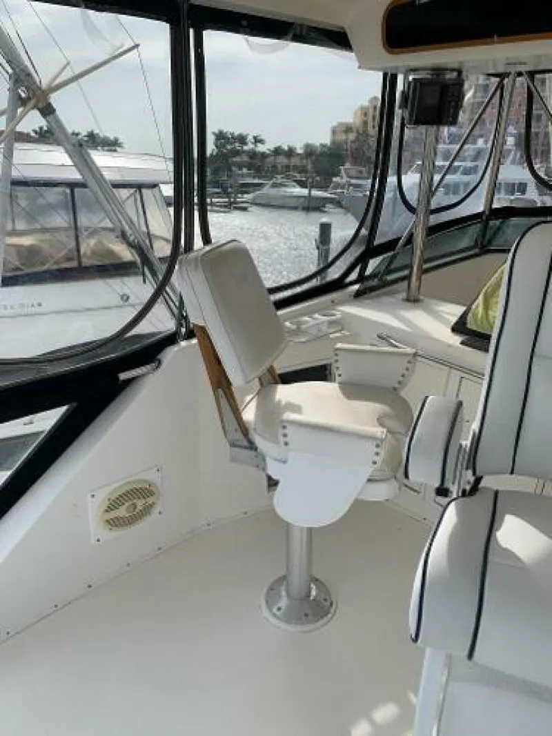 Slide: The Image of Ocean 55 Super Sport 1985 - 7