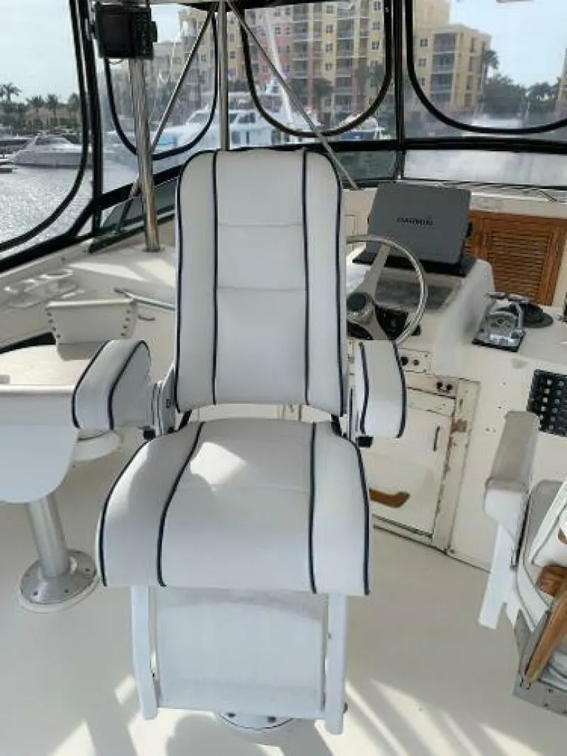Slide: The Image of Ocean 55 Super Sport 1985 - 8
